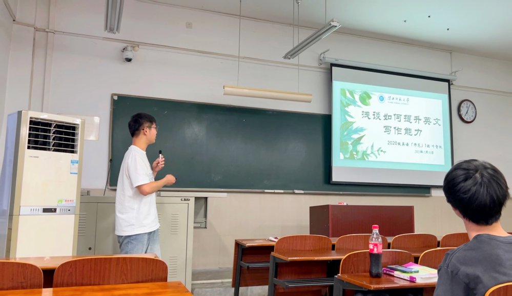 6f8f45f4f3c8475b9fbf31f0d2b2352c.jpg 6f8f45f4f3c8475b9fbf31f0d2b2352c.jpg